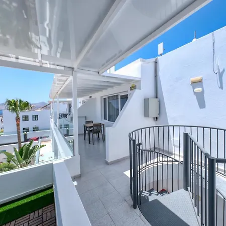 Апартаменты Sunlit Paradise House Пуэрто дель Кармен